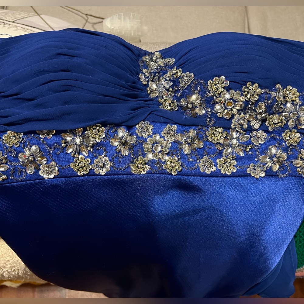 B. Darlin Dillards Prom/Wedding Dress - Junior 7/8 Royal Blue - Strapless